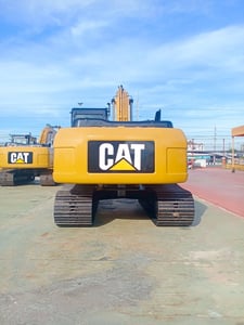 ขายรถขุด  CAT  320D2  พร้อมใช้งาน