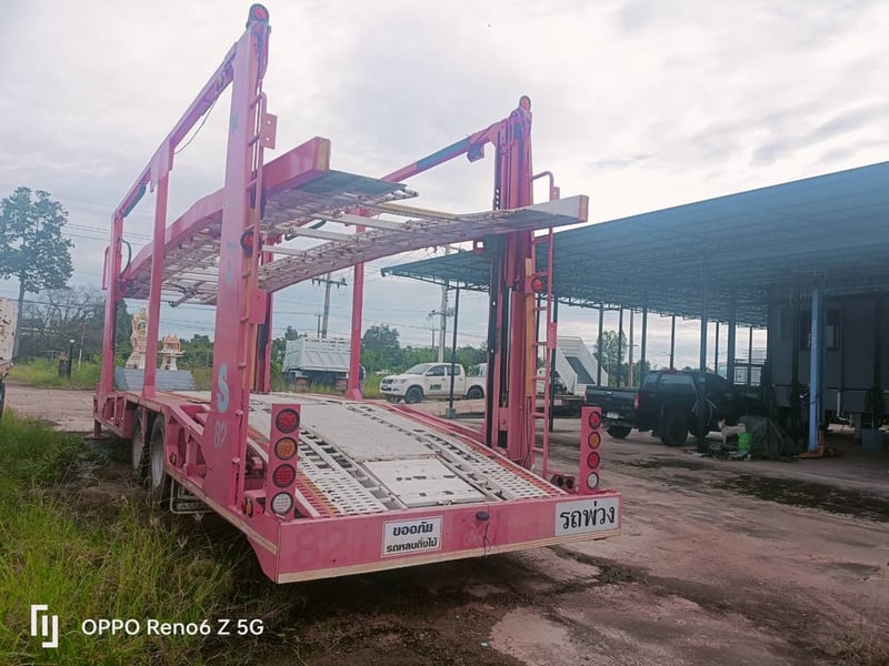 ต้องการขายรถพ่วงบรรทุกรถยนต์ปี 55 หาง rck  สนใจติดต่อ084-5391041   0805507438