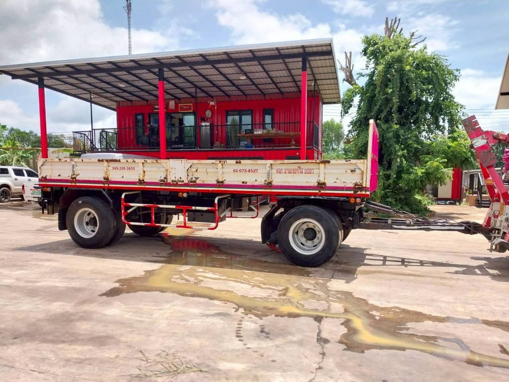 ต้องการขายหางพ่วงขายตามสภาพ. สนใจติดต่อ. 0845391041.  0922520556