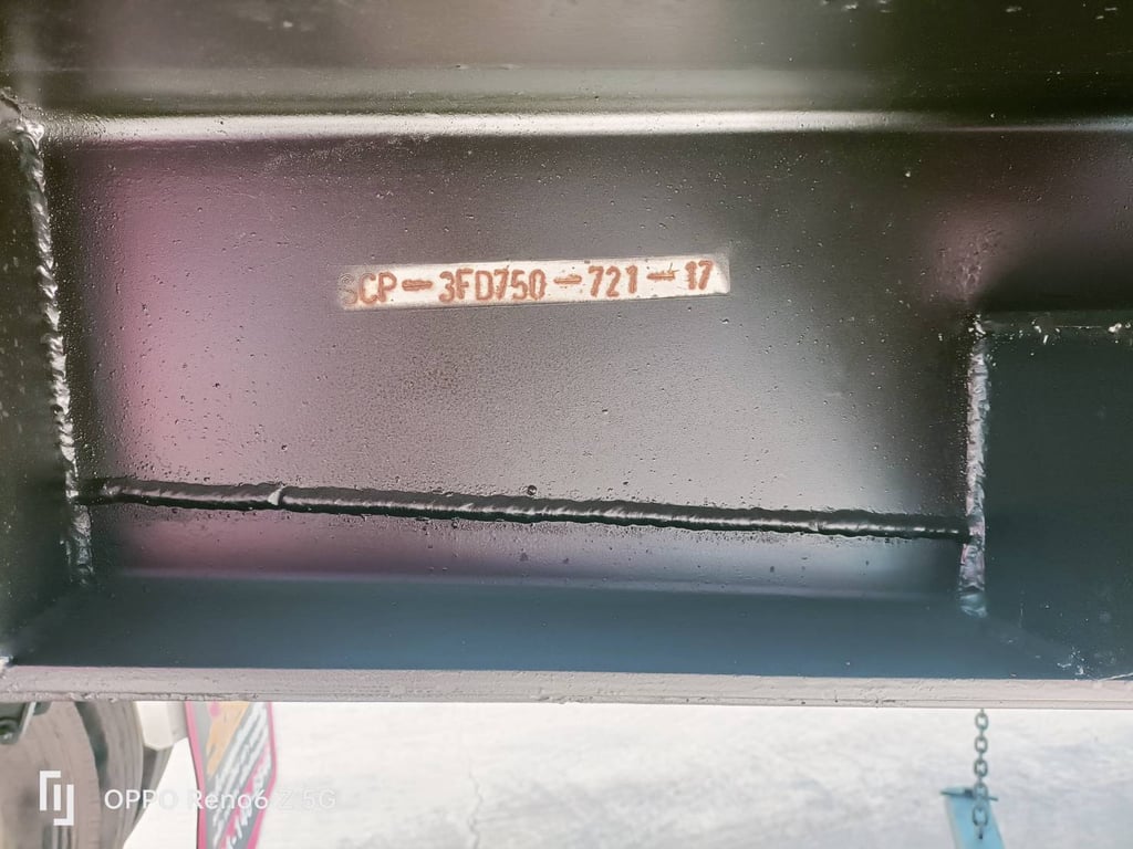 ต้องการขายลูกพ่วง ยกไดเมีข้างเสริม ปี61. ขายตามสภาพ  สภาพทั่วไป ยางเต็ม. สนใจติดต่อ. 0845391041.  080-5507438. 