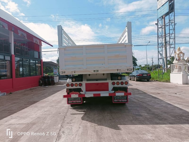 ต้องการขายลูกพ่วง ยกไดเมีข้างเสริม ปี61. ขายตามสภาพ  สภาพทั่วไป ยางเต็ม. สนใจติดต่อ. 0845391041.  080-5507438. 