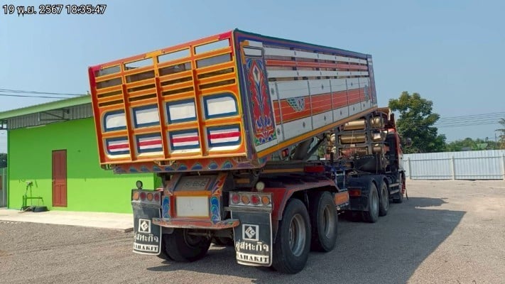 ต้องการขายห่งกึ่งพ่วง. ขายตามสภาพ สนใจติดต่อ. 0845391041.  0922520556