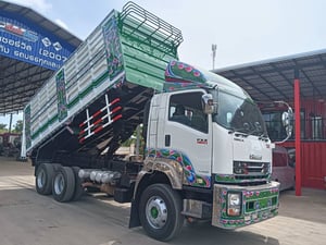 ต้องการขายรถ  ISUZU 360  แรง  10ล้อกระบะดั้มแม่ปี 59  ลูกปี 68 สนใจติดต่อได้ที่เบอร์   0845391041   0641466546