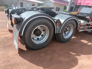 ต้องการขายหัวลากปี 51 hino   สภาพดี คัชชี สวย ยางเต็ม   สนใจติดต่อ   084- 5391041