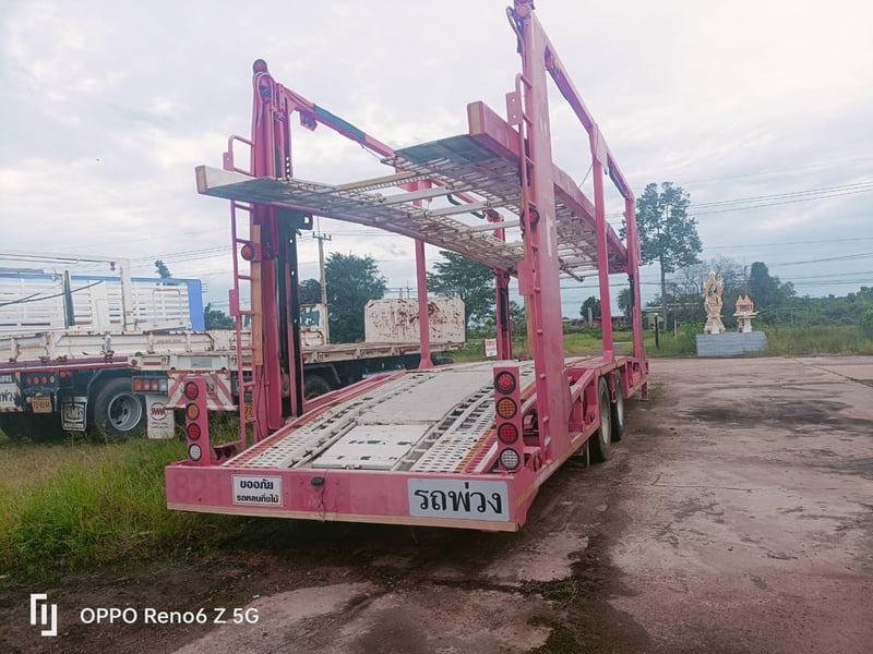 ต้องการขายรถพ่วงบรรทุกรถยนต์ปี 55 หาง rck  สนใจติดต่อ084-5391041   0805507438