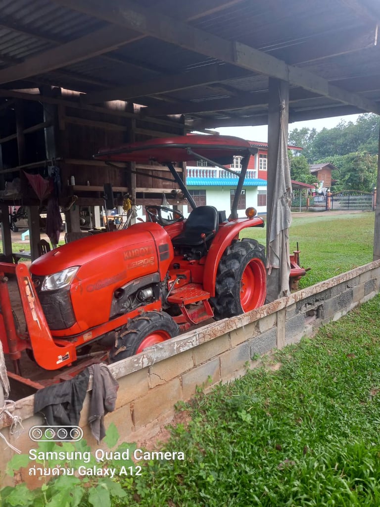 ขายรถไถคูโบต้ารุ่น L3208sp ขายรถไถคูโบต้ารุ่น L3208sp