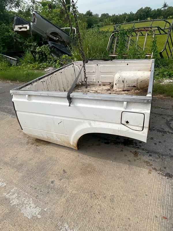 ท้ายกระบะนิสสัน