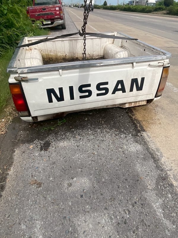 ท้ายกระบะนิสสัน