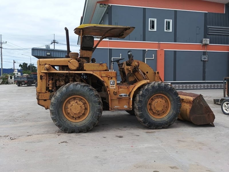 รถตัก CATERPILLAR รถตัก CATERPILLAR