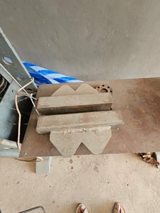 แท่นอัดไฮดรอลิค 100 ตัน 2 ระบบ อยู่พัทยา แท่นอัดไฮดรอลิค 100 ตัน 2 ระบบ อยู่พัทยา