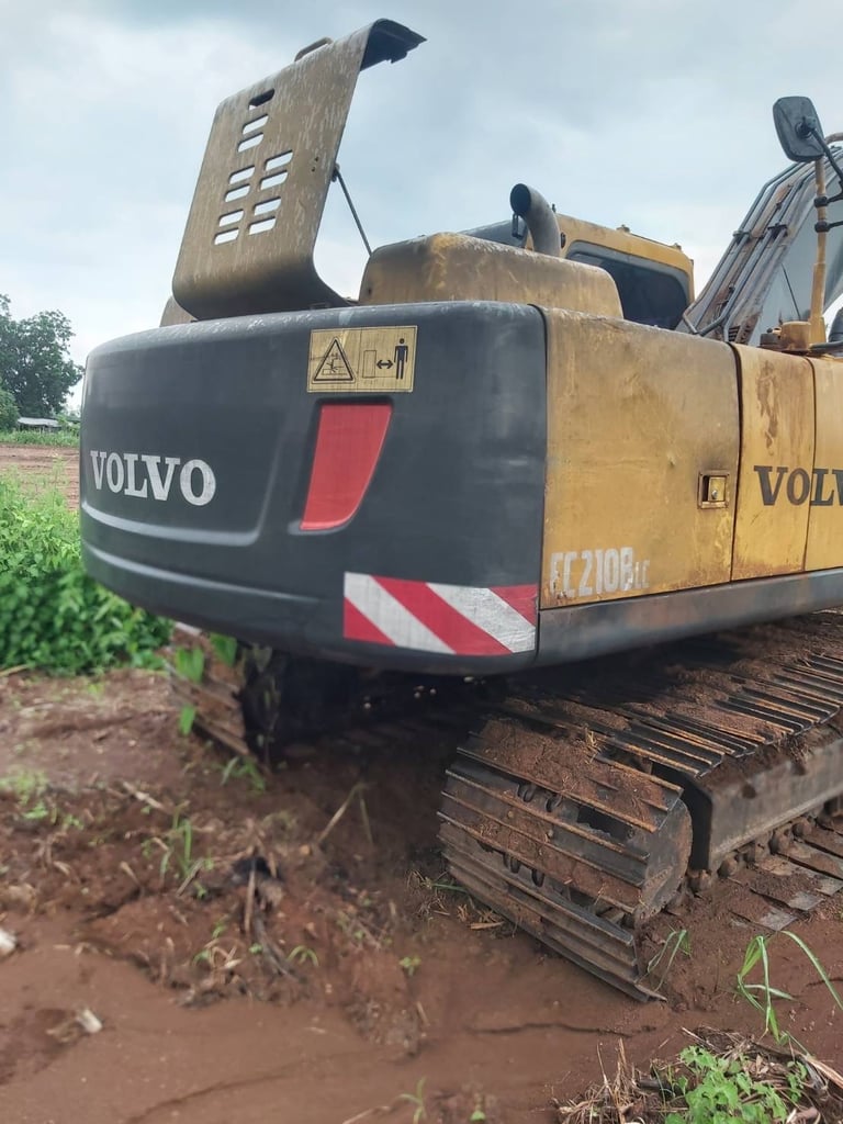 ขายแม็คโคร Volvo EC210