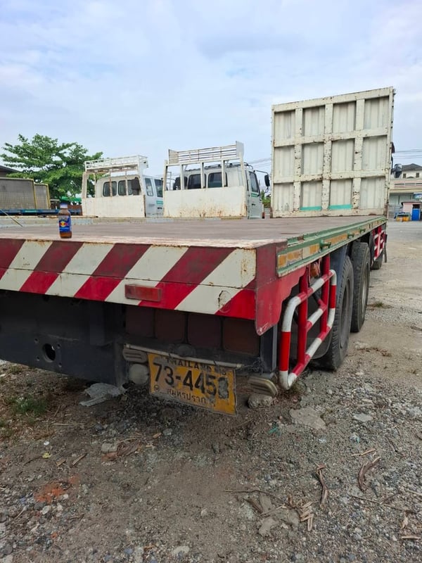 รถ 10ล้อ พื้นเรียบ  กระบะยาว 7.5เมตร รถจดทะเบียนปี 2559 เครื่อง6HK ยูโร3 เครื่อง 300แรงม้า 