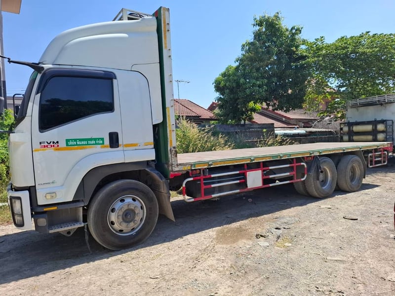 รถบรรทุก10ล้อพื้นเรียบ 7.5เมตร