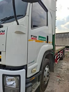 รถ 10ล้อ พื้นเรียบ  กระบะยาว 7.5เมตร รถจดทะเบียนปี 2559 เครื่อง6HK ยูโร3 เครื่อง 300แรงม้า 