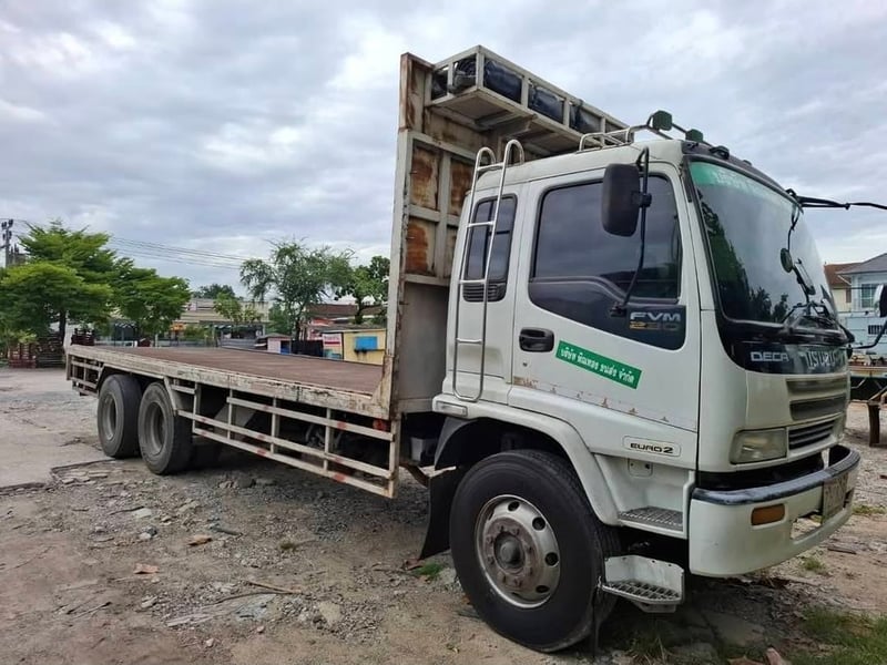 อีซูซุ เดกก้า เพลาเดียว พื้นเรียบ 7.2 เมตร เครื่อง 6HE1 230แรงม้า