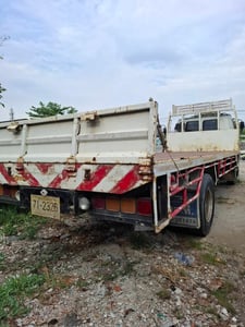 รถ 6ล้อ มือสอง อีซูซุ กะบะพื้นเรียบ ยาว7.2ม. เครื่อง 6HE1 195 แรงม้า ปี 2538 เดิมเดิม ใช้งานดี รถ 6ล้อ มือสอง อีซูซุ กะบะพื้นเรียบ ยาว7.2ม. เครื่อง 6HE1 195 แรงม้า ปี 2538 เดิมเดิม ใช้งานดี