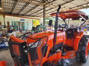 ขาย L5018SP ปี66 พร้อมใช้ เล่มครบ ราคา 438,000 บาท โทร 088-8831878 ,084-5486359 แยกตาเพชร อ.สนม จ.สุรินทร์