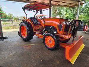 รถสวยๆมาอีกแล้วคะ L5018SP  ปี66 ใช้งาน 1,321 ชม. เครื่องเกียร์เดิมๆ พร้อมใช้งาน ไม่มีรั่วซึม เล่มครบ ราคา 465,000 บาท  โทร 088-8831878 ,084-5486359 แยกตาเพชร อ.สนม จ.สุรินทร์