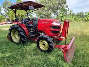 ขายยันม่าร์ EF393T ปี63 ใช้งานน้อยสวยเดิมทุกจุด เครื่องเดิมเกียร์เดิม พร้อมใช้งาน  👉ราคา 285,000 บาท ☎️โทร 088-8831878 ,084-5486359 🚩แยกตาเพชร อ.สนม จ.สุรินทร์ #ร้านขายรถไถมือสอง #รถไถมือสอง #รถไถยันม่าร์ #รถไถยันม่าร์มือสอง #ดันฟีด