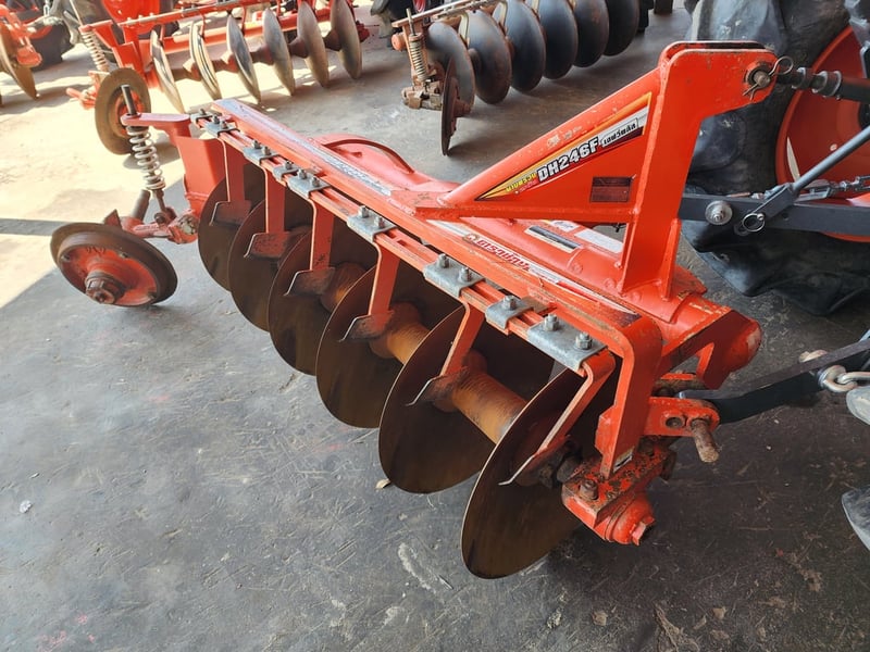 ขาย L5018SP ปี66 พร้อมใช้ เล่มครบ ราคา 438,000 บาท โทร 088-8831878 ,084-5486359 แยกตาเพชร อ.สนม จ.สุรินทร์