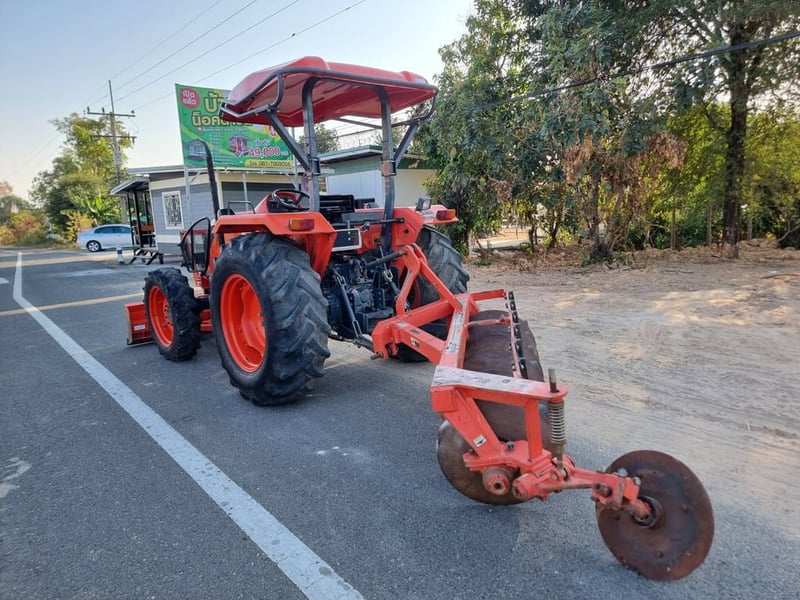 ขาย MU5501DT สวยเดิมทุกจุด ใช้งานน้อย พร้อมใช้งาน เล่มครบ ราคา 475,000 บาท โทร 088-8831878 ,084-5486359 แยกตาเพชร อ.สนม จ.สุรินทร์