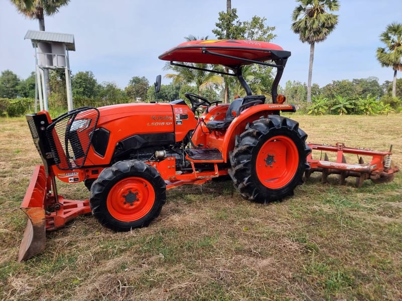 ขาย L5018SP ปี65 ใช้งาน 1,551 ชม. สวยเดิมทั้งคัน พร้อมใช้ ราคาเบาๆ ราคา 398,000 บาท โทร 088-8831878,084-5486359 แยกตาเพชร อ.สนม จ.สุรินทร์