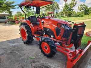 ขาย L4018SP ปี65 ใช้งาน 1,062 ชม. เครื่องเกียร์เดิมๆไม่เคยแกะ พร้อมใช้งานเครื่องไม่หอน ไม่มีรั่วซึม ราคา 348,000 บาท โทร 088-8831878 ,084-5486359 แยกตาเพชร อ.สนม จ.สุรินทร์