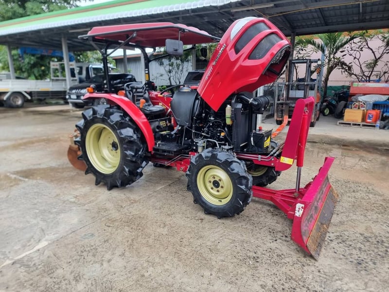 ขาย ยันม่าร์EF393T รถปี61 ใช้งาน 1,439 ชม. รถสีเดิมโรงงาน เครื่องเกียร์เดิม พร้อมใช้งาน 🚩ราคา 265,000 บาท อุปกรณ์ครบ ☎️โทร 088-8831878 ,084-5486359 🚩ร้าน PL แทรคเตอร์ อ.สนม จ.สุรินทร์ #รถไถราคาถูก #รถไถมือสอง