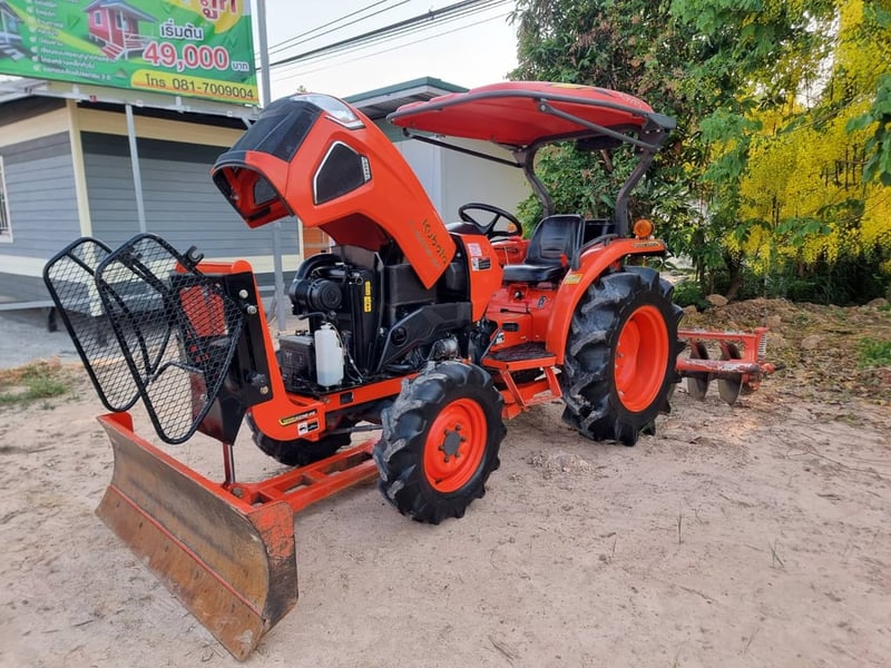 ขาย L4018SP ปี65 สวยเดิมทุกจุด รถไม่ค่อยได้ใช้ เครื่องเกียร์เดิมไม่เคยแกะ พร้อมใช้ เล่มครบ ราคา 365,000 บาท โทร088-8831878 ,084-5486359 อ.สนม จ.สุรินทร์