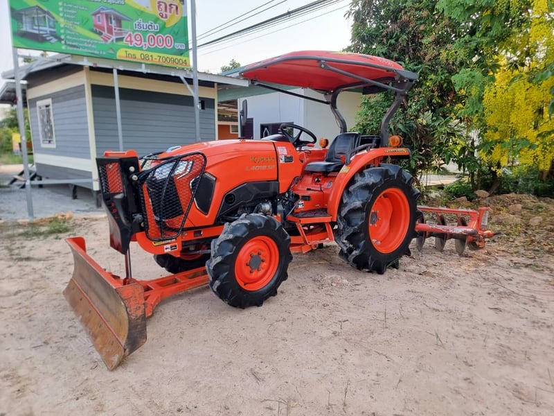 ขาย L4018SP ปี65 สวยเดิมทุกจุด รถไม่ค่อยได้ใช้ เครื่องเกียร์เดิมไม่เคยแกะ พร้อมใช้ เล่มครบ ราคา 365,000 บาท โทร088-8831878 ,084-5486359 อ.สนม จ.สุรินทร์