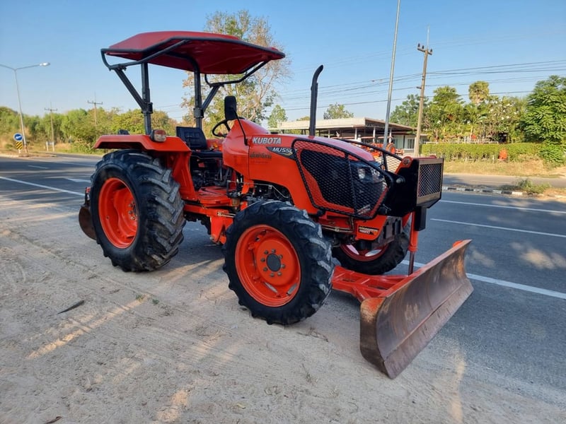 ขาย MU5501DT สวยเดิมทุกจุด ใช้งานน้อย พร้อมใช้งาน เล่มครบ ราคา 475,000 บาท โทร 088-8831878 ,084-5486359 แยกตาเพชร อ.สนม จ.สุรินทร์