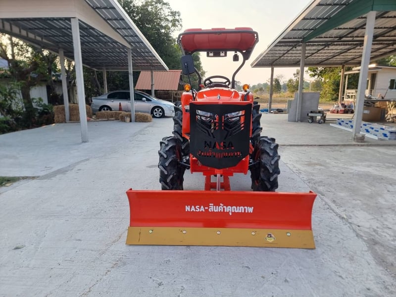 ขาย  L4018DT ปี63 มาพร้อมใบดันหน้าใหม่ สีเดิมทั้งคัน เครื่องเกียร์เดิมแน่นไม่เคยแกะ พร้อมใช้งาน เล่มครบ ราคา 348,000 บาท  โทร 088-8831878 ,084-5486359 แยกตาเพชร อ.สนม จ.สุรินทร์