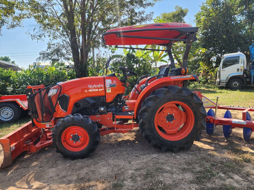 ขาย L4018SP ปี66 ใช้งาน 711 ชม.สวยเดิมทุกจุด ราคา 385,000 ได้ผานหลังใหม่ โทร 088-8831878 ,084-5486359 แยกตาเพชร อ.สนม จ.สุรินทร์