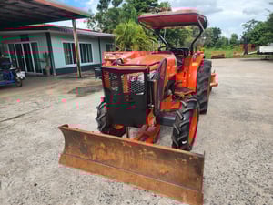 👉สินค้าเข้าใหม่👈ขายL5018SP ปี66 ใช้งานน้อย เครื่องเกียร์เดิม สีเดิม พร้อมใช้งาน เล่มครบ 🚩ราคา 428,000 บาท (ผานหน้า+ผานหลัง) ☎️โทร 088-8831878 ,084-5486359 🚩อ.สนม จ.สุรินทร์ (ร้าน PL แทรคเตอร์)