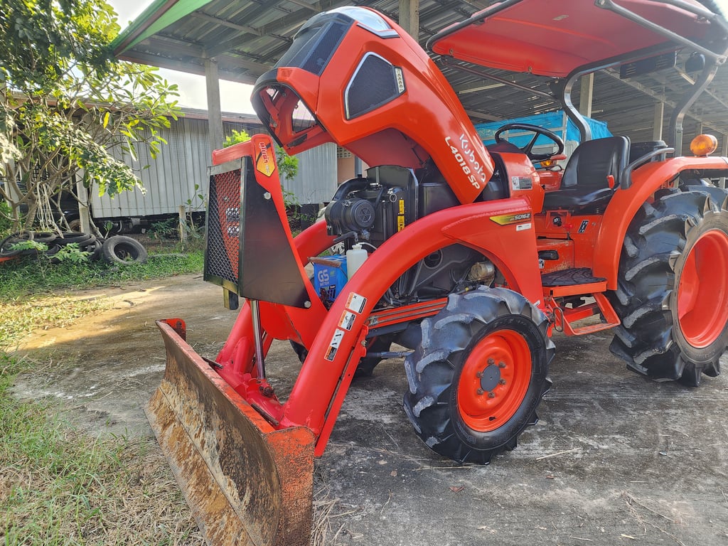 ขาย L4018SP รถปี65 ใช้งาน 1,417 ชม.เครื่องเดิมเกียร์เดิม พร้อมใช้งาน สีเดิมทั้งคัน ไม่มีรั่วซึม เล่มทะเบียนครบ 👉ราคา 335,000 บาท ผานหน้า+ผานหลัง ☎️โทร 088-8831878 ,084-5486359 🚩แยกตาเพชร อ.สนม จ.สุรินทร์ #ร้านขายรถไถมือสอง #รถไถมือสอง #รถไถคูโบต้า #เปิดค่าการมองเห็น ขาย L4018SP รถปี65 ใช้งาน 1,417 ชม.เครื่องเดิมเกียร์เดิม พร้อมใช้งาน สีเดิมทั้งคัน ไม่มีรั่วซึม เล่มทะเบียนครบ 👉ราคา 335,000 บาท ผานหน้า+ผานหลัง ☎️โทร 088-8831878 ,084-5486359 🚩แยกตาเพชร อ.สนม จ.สุรินทร์ #ร้านขายรถไถมือสอง #รถไถมือสอง #รถไถคูโบต้า #เปิดค่าการมองเห็น