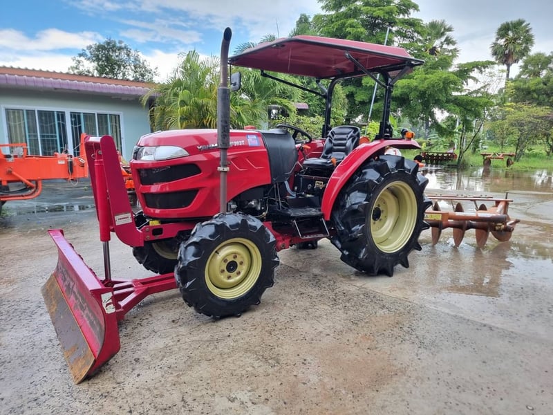 ขาย ยันม่าร์EF393T รถปี61 ใช้งาน 1,439 ชม. รถสีเดิมโรงงาน เครื่องเกียร์เดิม พร้อมใช้งาน 🚩ราคา 265,000 บาท อุปกรณ์ครบ ☎️โทร 088-8831878 ,084-5486359 🚩ร้าน PL แทรคเตอร์ อ.สนม จ.สุรินทร์ #รถไถราคาถูก #รถไถมือสอง