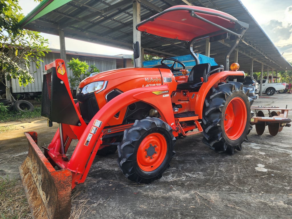 ขาย L4018SP รถปี65 ใช้งาน 1,417 ชม.เครื่องเดิมเกียร์เดิม พร้อมใช้งาน สีเดิมทั้งคัน ไม่มีรั่วซึม เล่มทะเบียนครบ 👉ราคา 335,000 บาท ผานหน้า+ผานหลัง ☎️โทร 088-8831878 ,084-5486359 🚩แยกตาเพชร อ.สนม จ.สุรินทร์ #ร้านขายรถไถมือสอง #รถไถมือสอง #รถไถคูโบต้า #เปิดค่าการมองเห็น ขาย L4018SP รถปี65 ใช้งาน 1,417 ชม.เครื่องเดิมเกียร์เดิม พร้อมใช้งาน สีเดิมทั้งคัน ไม่มีรั่วซึม เล่มทะเบียนครบ 👉ราคา 335,000 บาท ผานหน้า+ผานหลัง ☎️โทร 088-8831878 ,084-5486359 🚩แยกตาเพชร อ.สนม จ.สุรินทร์ #ร้านขายรถไถมือสอง #รถไถมือสอง #รถไถคูโบต้า #เปิดค่าการมองเห็น