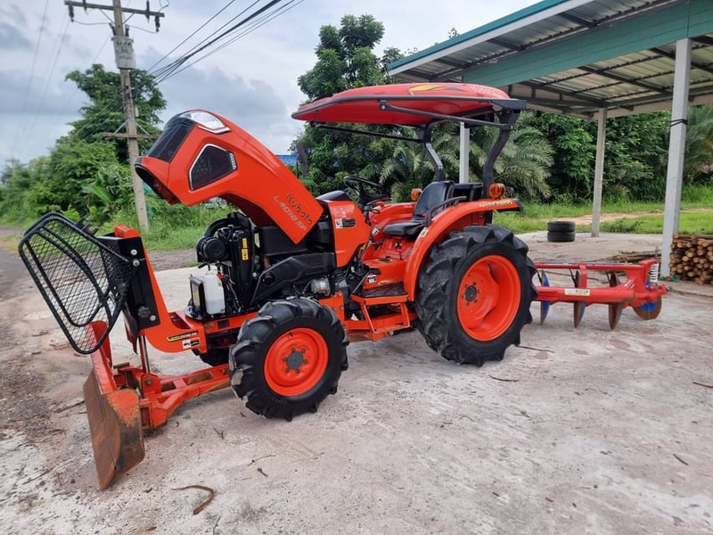 👉เข้าใหม่👈L4018SP ปี64 ใช้งานน้อย เดิมทั้งคัน สีเดิม เครื่องเกียร์เดิมไม่เคยแกะ พร้อมใช้ไม่มีรั่วซึม เล่มครบ 🚩ราคา 298,000 (ตัวรถ+ใบดัน) 🚩ราคา 345,000 (ผานหน้า+ผานหลัง) 🚩ราคา 365,000 (ผานหน้า+ผานหลัง+โรตารี่) ☎️สนใจโทร 088-8831878 ,084-5486359 🚩แยกตาเพชร อ.สนม จ.สุรินทร์