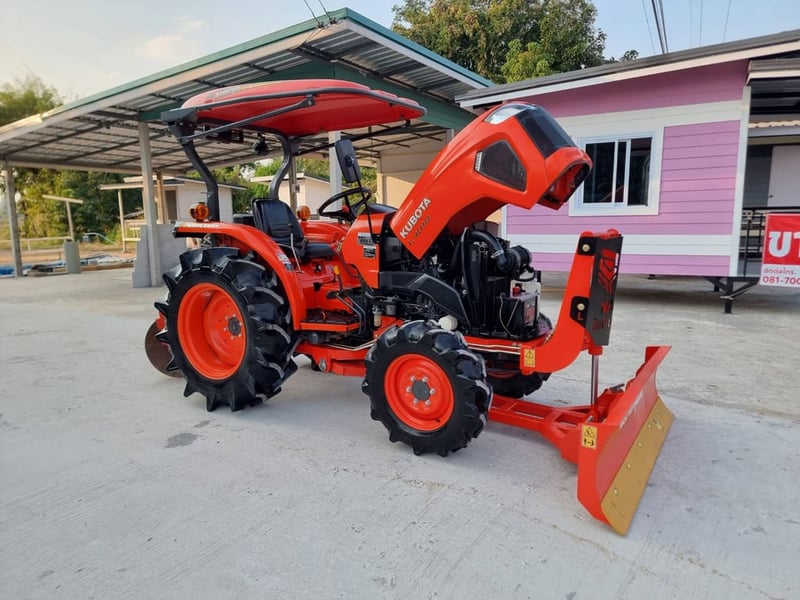 ขาย  L4018DT ปี63 มาพร้อมใบดันหน้าใหม่ สีเดิมทั้งคัน เครื่องเกียร์เดิมแน่นไม่เคยแกะ พร้อมใช้งาน เล่มครบ ราคา 348,000 บาท  โทร 088-8831878 ,084-5486359 แยกตาเพชร อ.สนม จ.สุรินทร์