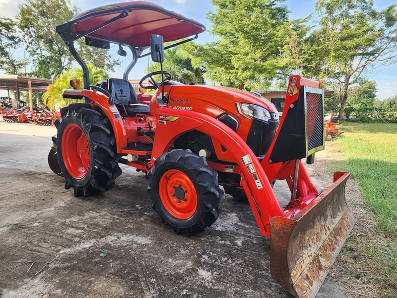 ขาย L4018SP รถปี65 ใช้งาน 1,417 ชม.เครื่องเดิมเกียร์เดิม พร้อมใช้งาน สีเดิมทั้งคัน ไม่มีรั่วซึม เล่มทะเบียนครบ 👉ราคา 335,000 บาท ผานหน้า+ผานหลัง ☎️โทร 088-8831878 ,084-5486359 🚩แยกตาเพชร อ.สนม จ.สุรินทร์ #ร้านขายรถไถมือสอง #รถไถมือสอง #รถไถคูโบต้า #เปิดค่าการมองเห็น