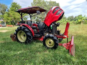 ขายยันม่าร์ EF393T ปี63 ใช้งานน้อยสวยเดิมทุกจุด เครื่องเดิมเกียร์เดิม พร้อมใช้งาน  👉ราคา 285,000 บาท ☎️โทร 088-8831878 ,084-5486359 🚩แยกตาเพชร อ.สนม จ.สุรินทร์ #ร้านขายรถไถมือสอง #รถไถมือสอง #รถไถยันม่าร์ #รถไถยันม่าร์มือสอง #ดันฟีด