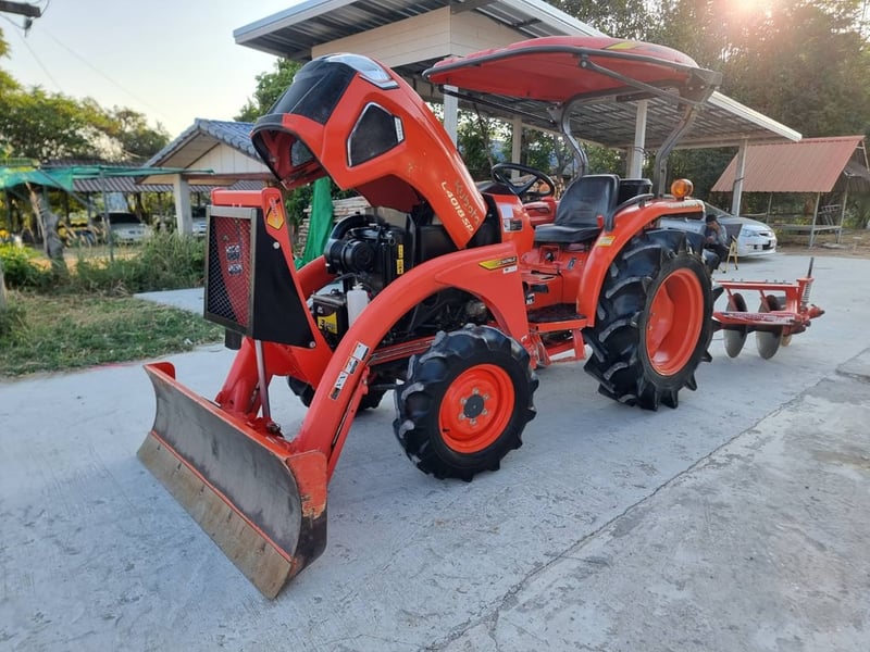 ขาย L4018SP ปี65 ใช้งานน้อย สวยเดิมทุกจุด เครื่องเกียร์เดิมไม่เคยแกะ พร้อมใช้งาน ราคา 368,000 บาท โทร 088-8831878 ,084-5486359 แยกตาเพชร อ.สนม จ.สุรินทร์