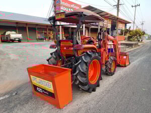 ขาย L4018SP ปี65 พร้อมชุดตัก สวยๆเดิมๆทุกจุด เครื่องเกียร์เดิมแน่น พร้อมใช้งาน สีเดิมทั้งค้น ราคา 365,000 บาม โทร 088-8831878 ,084-5486359 แยกตาเพชร อ.สนม จ.สุรินทร์