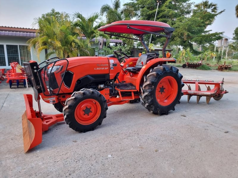 ขาย L5018SP ปี65 ใช้งาน 1,132 ชม. เครื่องเกียร์เดิมๆแน่นๆ พร้อมใช้งาน ไม่มีรั่วซึม  ราคา 455,000 บาท  โทร 088-8831878 ,084-5486359 แยกตาเพชร อ.สนม จ.สุรินทร์