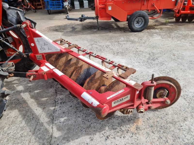 ขายรถไถโอติ ex 50 จดทะเบียนปี62 รถสภาพดีมากใช้งานน้อยเครื่องเกียร์เดิมทั้งคัน รถพร้อมใช้งาน ยางเต็ม 4 เส้นมาพร้อมผาน  หน้าผานหลัง เล่มครบ 🚩ราคา 238,000 บาท ☎️สนใจ 084 548-6359 สุชาติ  ,088-8831878 🚩แยกตาเพชร อ.สนม จ.สุรินทร์