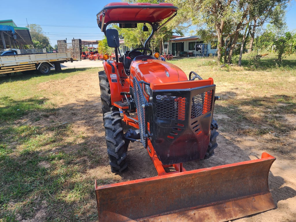 ขาย L4018SP ปี66 ใช้งาน 711 ชม.สวยเดิมทุกจุด ราคา 385,000 ได้ผานหลังใหม่ โทร 088-8831878 ,084-5486359 แยกตาเพชร อ.สนม จ.สุรินทร์