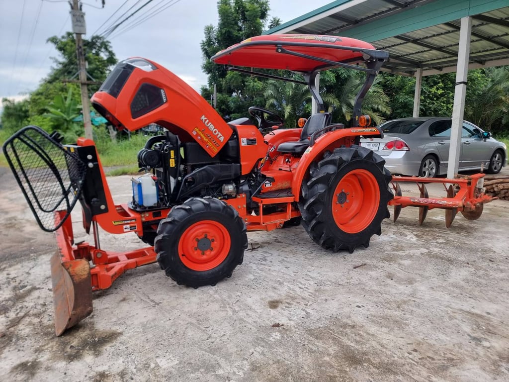 ขาย L4018DT รถปี 63 อุปกรณ์ครบ สีเดิมเครื่องเกียร์เดิมรถพร้อมใช้งานยางดี 4 เส้นราคา 358,000 บาท สนใจ 084 548-6359 ,0888831878 อำเภอสนมจังหวัดสุรินทร์