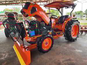 รถสวยๆมาอีกแล้วคะ L5018SP  ปี66 ใช้งาน 1,321 ชม. เครื่องเกียร์เดิมๆ พร้อมใช้งาน ไม่มีรั่วซึม เล่มครบ ราคา 465,000 บาท  โทร 088-8831878 ,084-5486359 แยกตาเพชร อ.สนม จ.สุรินทร์