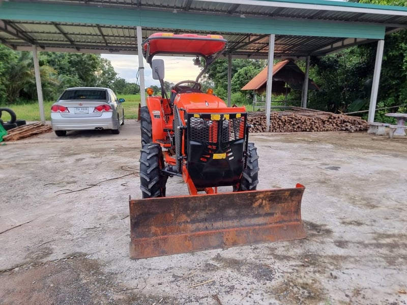 ขาย L4018DT รถปี 63 อุปกรณ์ครบ สีเดิมเครื่องเกียร์เดิมรถพร้อมใช้งานยางดี 4 เส้นราคา 358,000 บาท สนใจ 084 548-6359 ,0888831878 อำเภอสนมจังหวัดสุรินทร์ ขาย L4018DT รถปี 63 อุปกรณ์ครบ สีเดิมเครื่องเกียร์เดิมรถพร้อมใช้งานยางดี 4 เส้นราคา 358,000 บาท สนใจ 084 548-6359 ,0888831878 อำเภอสนมจังหวัดสุรินทร์