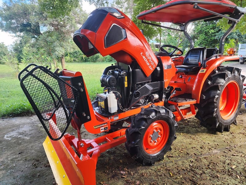 ขาย L4018SP ปี64ใช้งานน้อย รถสวย พร้อมใช้ เครื่องเกียร์เดิม เล่มครบ ราคา 375,000 บาท อุปกรณ์ครบ โทร 088-8831878 ,084-5486359 แยกตาเพชร อ.สนม จ.สุรินทร์ #ร้านรถไถมือสอง #รถไถมือสองสภาพสวยๆ #รถไถคูโบต้า #รถไถมือสองราคาถูก